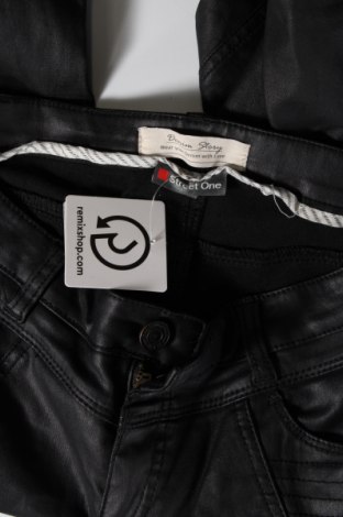 Pantaloni de femei Street One, Mărime L, Culoare Negru, Preț 42,24 Lei