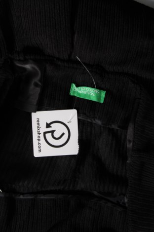 Pantaloni de femei United Colors Of Benetton, Mărime L, Culoare Negru, Preț 130,10 Lei