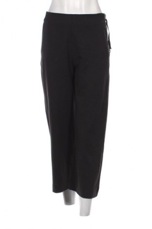 Pantaloni de femei United Colors Of Benetton, Mărime XS, Culoare Negru, Preț 68,99 Lei