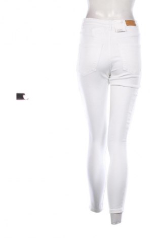 Damenhose Vero Moda, Größe S, Farbe Weiß, Preis € 13,29