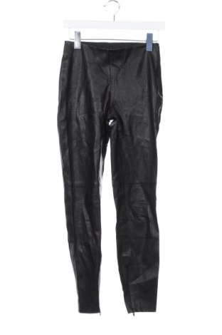 Pantaloni de femei Zara, Mărime XS, Culoare Negru, Preț 32,99 Lei