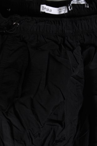 Pantaloni trening de femei Bershka, Mărime S, Culoare Negru, Preț 52,99 Lei