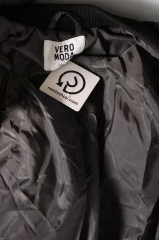 Γυναικείο μπουφάν Vero Moda, Μέγεθος L, Χρώμα Γκρί, Τιμή 11,99 €