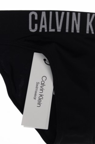 Детски бански Calvin Klein, Размер 7-8y/ 128-134 см, Цвят Черен, Цена 65,79 лв.