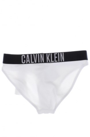 Costum de baie pentru copii Calvin Klein, Mărime 7-8y/ 128-134 cm, Culoare Alb, Preț 244,99 Lei