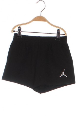 Pantaloni scurți pentru copii Air Jordan Nike, Mărime 4-5y/ 110-116 cm, Culoare Negru, Preț 120,99 Lei