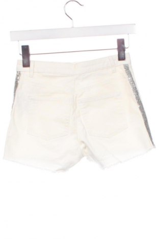 Kinder Shorts Young, Größe 10-11y/ 146-152 cm, Farbe Weiß, Preis 3,79 €