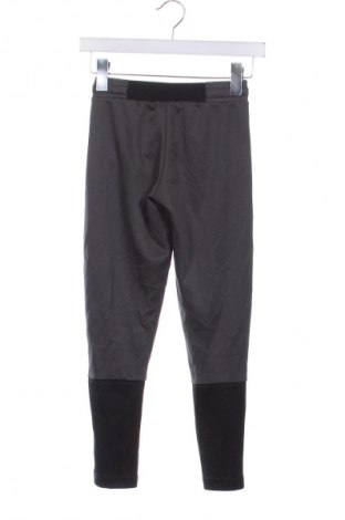 Kinder Sporthose Adidas, Größe 7-8y/ 128-134 cm, Farbe Grau, Preis 22,49 €