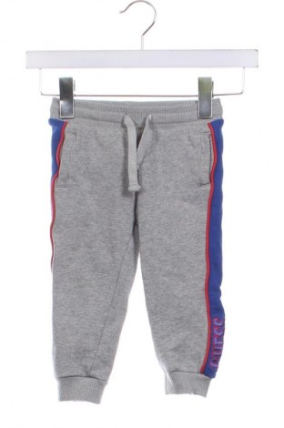 Kinder Sporthose Guess, Größe 18-24m/ 86-98 cm, Farbe Grau, Preis € 20,79