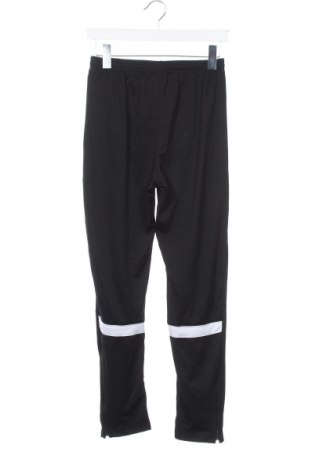 Pantaloni de trening, pentru copii Nike, Mărime 14-15y/ 168-170 cm, Culoare Negru, Preț 95,99 Lei