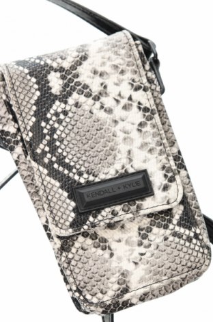 Etui na telefon Kendall & Kylie, Kolor Kolorowy, Cena 59,99 zł