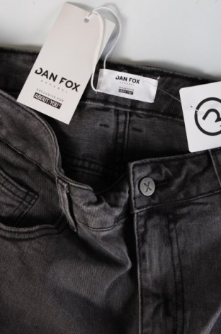 Herren Jeans Dan Fox X About You, Größe L, Farbe Grau, Preis € 19,49