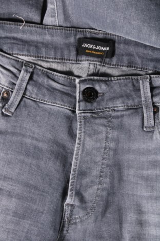 Blugi de bărbați Jack & Jones, Mărime L, Culoare Gri, Preț 189,99 Lei