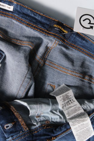 Męskie jeansy Jack & Jones, Rozmiar M, Kolor Niebieski, Cena 53,99 zł