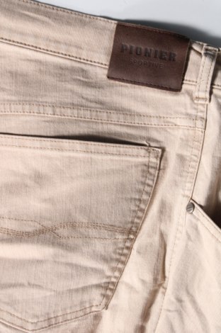 Herren Jeans Pioneer, Größe XXL, Farbe Beige, Preis € 20,29