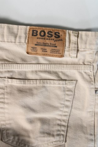 Pánské kraťasy Hugo Boss, Velikost XL, Barva Béžová, Cena  1 215,00 Kč