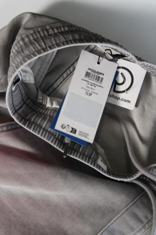 Pánske kraťasy  Jack & Jones, Veľkosť XS, Farba Sivá, Cena  10,95 €