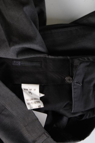 Pantaloni de bărbați, Mărime XL, Culoare Gri, Preț 32,99 Lei