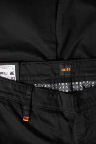 Pantaloni de bărbați BOSS, Mărime L, Culoare Negru, Preț 626,99 Lei