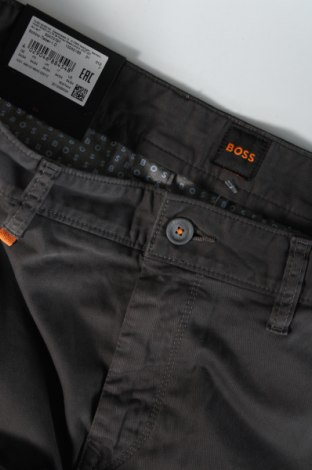 Herrenhose BOSS, Größe L, Farbe Grau, Preis € 72,49