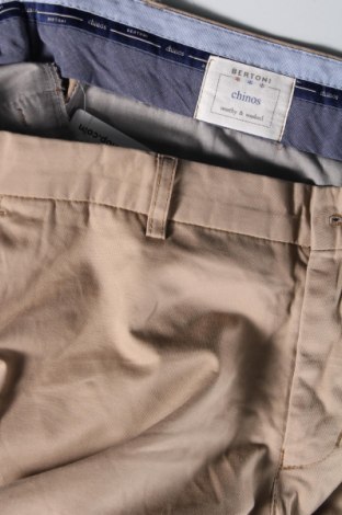 Pantaloni de bărbați Bertoni, Mărime L, Culoare Bej, Preț 34,99 Lei