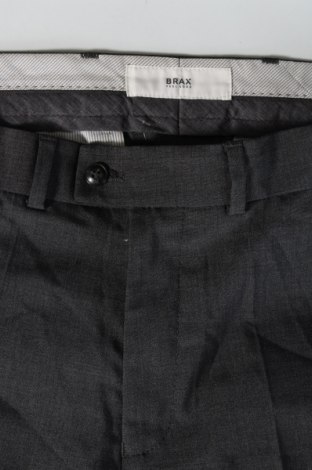 Pantaloni de bărbați Brax, Mărime M, Culoare Gri, Preț 32,99 Lei