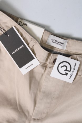 Herrenhose Jack & Jones, Größe S, Farbe Beige, Preis 15,99 €