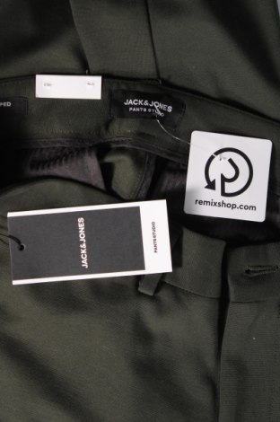 Ανδρικό παντελόνι Jack & Jones, Μέγεθος M, Χρώμα Πράσινο, Τιμή 11,49 €