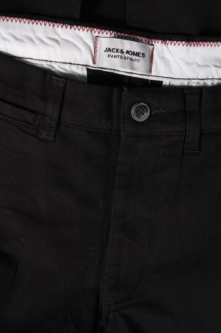 Pantaloni de bărbați Jack & Jones, Mărime L, Culoare Negru, Preț 68,99 Lei