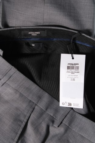 Pánske nohavice  Jack & Jones, Veľkosť L, Farba Sivá, Cena  23,45 €