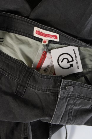 Pantaloni de bărbați Quiksilver, Mărime M, Culoare Gri, Preț 166,99 Lei