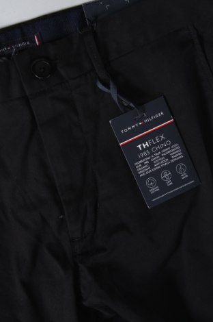 Pantaloni de bărbați Tommy Hilfiger, Mărime M, Culoare Negru, Preț 334,49 Lei