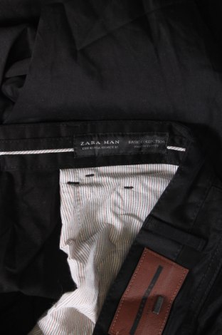 Pantaloni de bărbați Zara Man, Mărime M, Culoare Negru, Preț 88,99 Lei