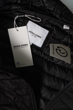 Geacă de bărbati Jack & Jones, Mărime L, Culoare Negru, Preț 195,99 Lei