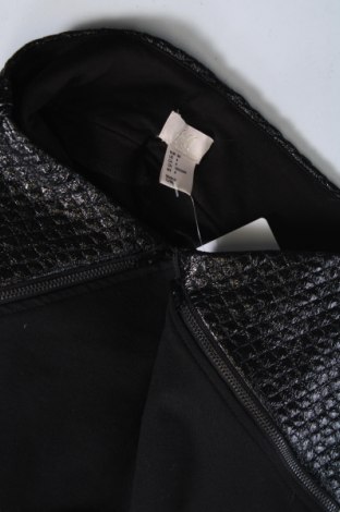 Fustă H&M, Mărime XS, Culoare Negru, Preț 24,99 Lei