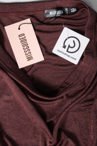 Пола Missguided, Размер M, Цвят Червен, Цена 12,99 лв.