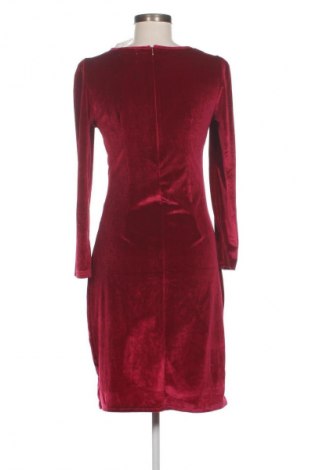 Kleid, Größe M, Farbe Rot, Preis 6,99 €