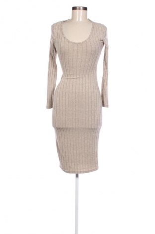 Kleid, Größe M, Farbe Beige, Preis 5,99 €