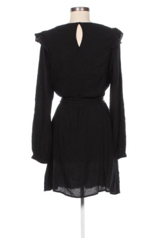 Kleid About You, Größe M, Farbe Schwarz, Preis € 13,49