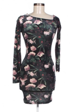 Kleid Amisu, Größe XS, Farbe Mehrfarbig, Preis 10,49 €