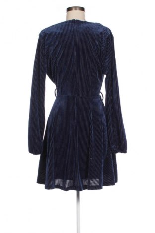 Kleid Amisu, Größe M, Farbe Blau, Preis 10,49 €