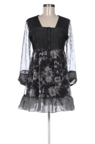 Kleid Andrea, Größe S, Farbe Schwarz, Preis 6,49 €