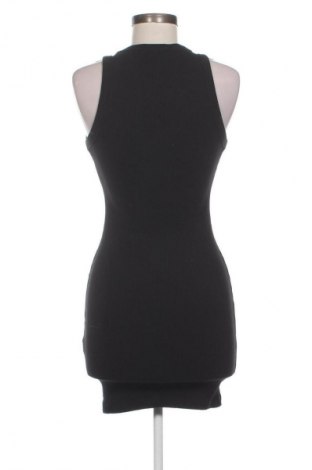 Rochie Bershka, Mărime S, Culoare Negru, Preț 22,08 Lei