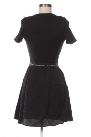 Rochie Calvin Klein Jeans, Mărime S, Culoare Negru, Preț 462,99 Lei