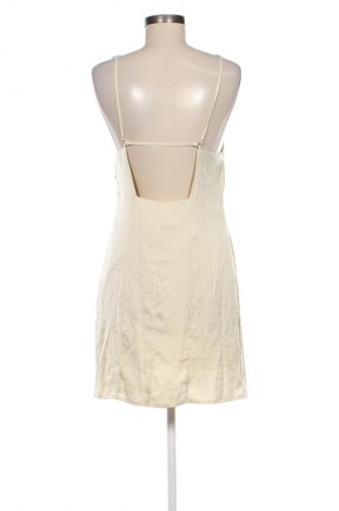 Kleid Edited, Größe M, Farbe Beige, Preis 28,49 €