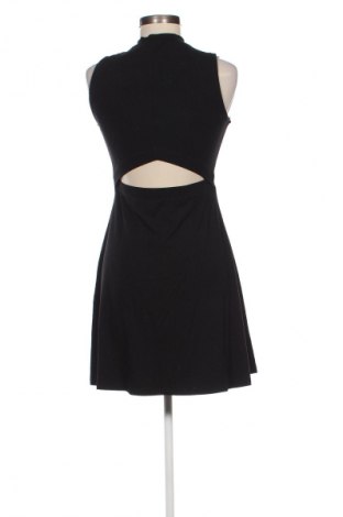 Kleid Edited, Größe M, Farbe Schwarz, Preis 30,99 €