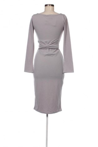 Kleid Femme Luxe, Größe M, Farbe Grau, Preis € 14,79