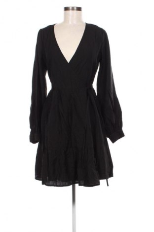 Kleid Guido Maria Kretschmer for About You, Größe S, Farbe Schwarz, Preis € 25,49