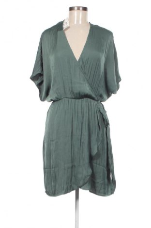 Rochie Guido Maria Kretschmer for About You, Mărime M, Culoare Verde, Preț 106,99 Lei