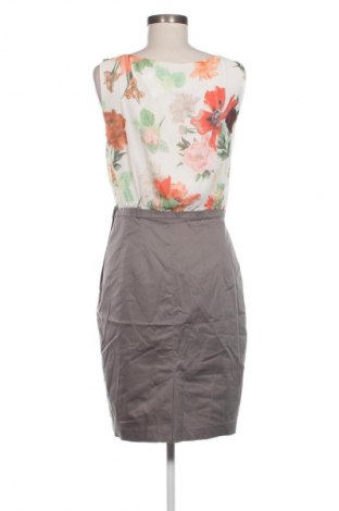 Rochie H&M, Mărime M, Culoare Multicolor, Preț 33,99 Lei